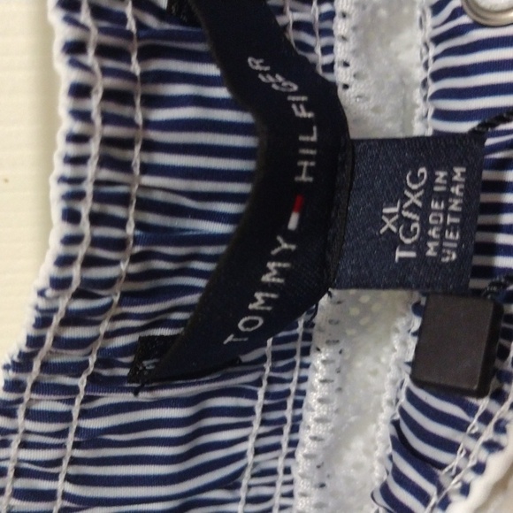 Tommy Hilfiger Men's 7” Flag Swim Trunks with Quick Dry White Size XL 🆕 - Picture 7 of 10